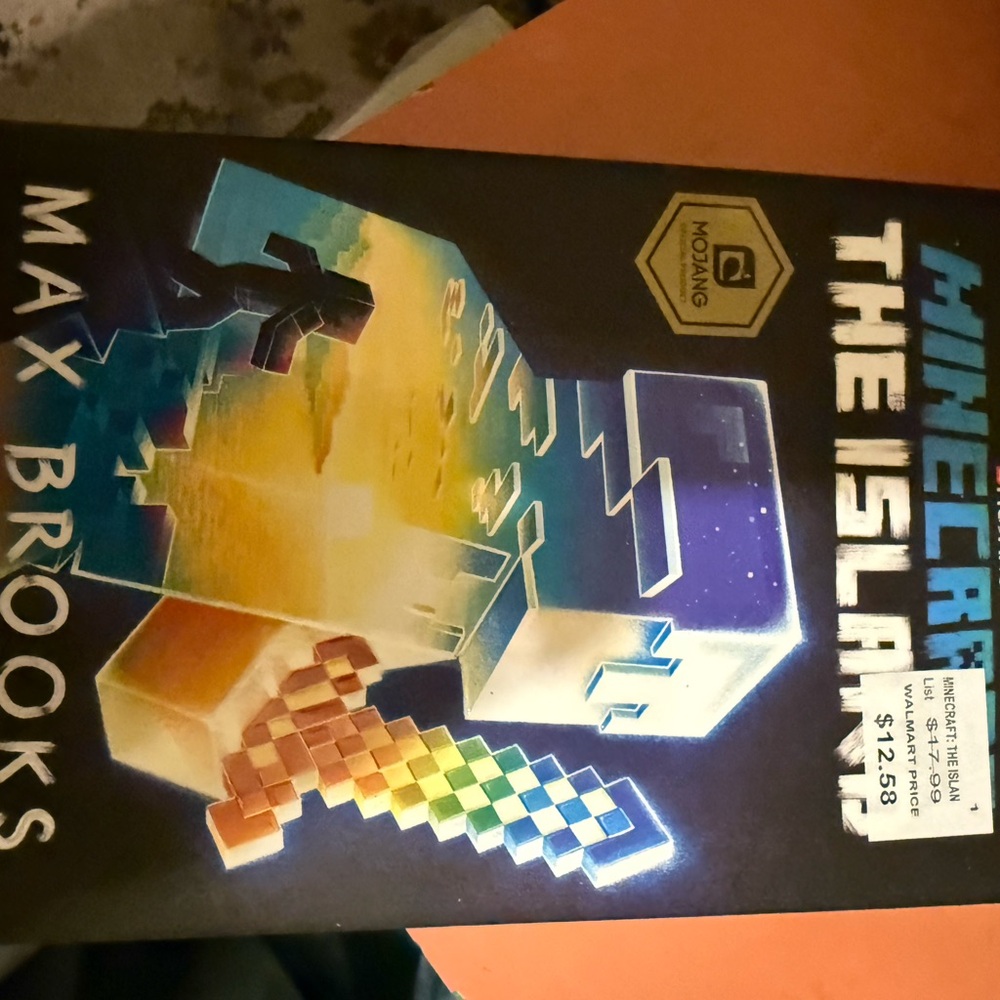Minecraft: The Island by Max Brooks - Black Cover